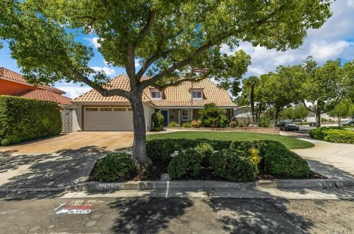 2929 Hempstead Rd, Anaheim CA  92806-4008 exterior