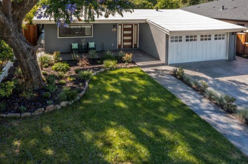 224 Lassen Ave, Mountain View, CA 94043-4154