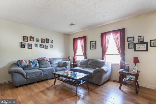 1102 Wadewood Ct, Woodstock, VA 22664-1505
