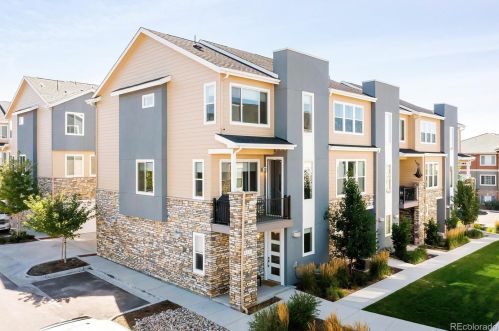 6721 Tempe Ct, Aurora CO  80016-2778 exterior