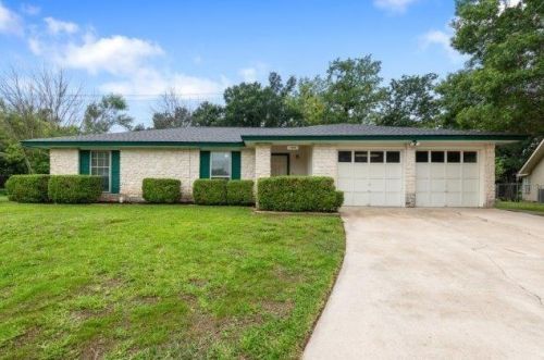 1904 Garden Villa Dr, Georgetown, TX 78628-2927