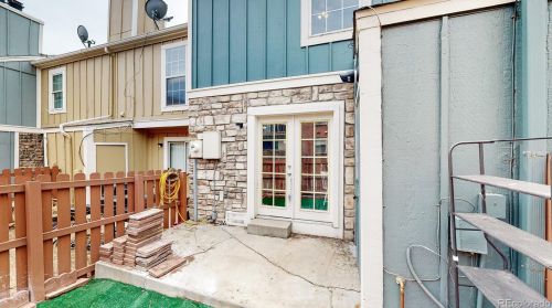 1223 Idalia St, Denver CO  80017-4085 exterior