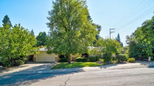 4800 Forrestal St, Fair Oaks, CA 95628-5107