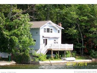 5 Laurel Passway, Winsted CT  06063-3231 exterior
