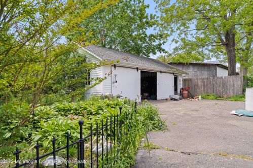 217 Church St, Lakehurst NJ  08733-2907 exterior