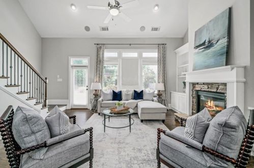 3496 Brookleigh Ln, Atlanta GA  30319-2218 exterior