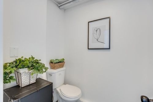 407 Harvard St, Glendale CA  91204-1204 exterior