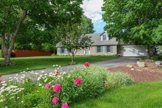 408 Sanders Ct, Plattville, IL 60560-1359