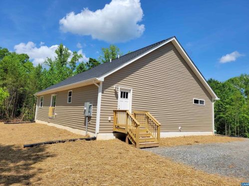 815 Cedar Hill Rd, Mineral, VA 23117-3441