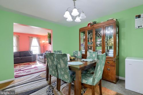 10 Townsend Ct, Lancaster PA  17603-6799 exterior