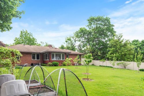 1941 Hamline Ave, Saint Paul MN  55113-5815 exterior