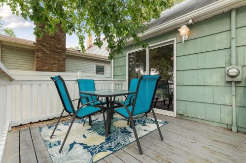 1129 Cleveland Ave, Saint Paul MN  55116-2506 exterior