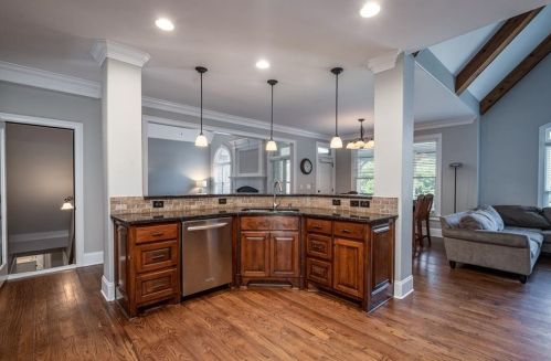 2212 Meadowvale Dr, Atlanta GA  30345-3543 exterior