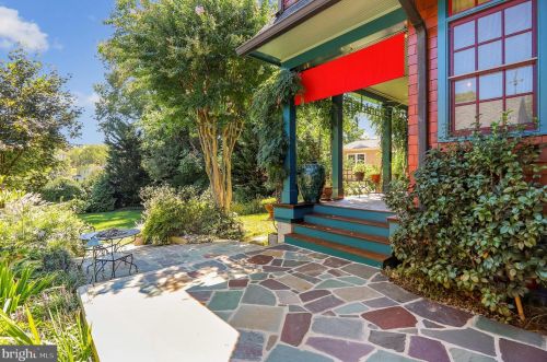 1310 Noyes Dr, Silver Spring MD 20910-2224 exterior