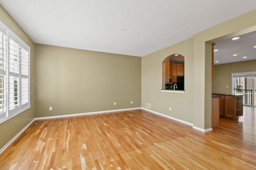 15641 Eaglewood Ln, Saint Paul, MN 55124-7828