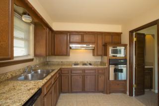 6008 Oswego Ave, Tulsa OK  74135-7820 exterior