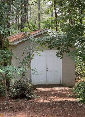 117 Cameron Pointe Dr, Lagrange, GA 30240-7727