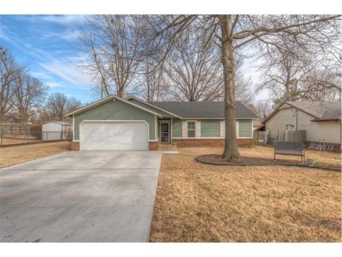 1212 Oklahoma Ave, Claremore, OK 74017-4408
