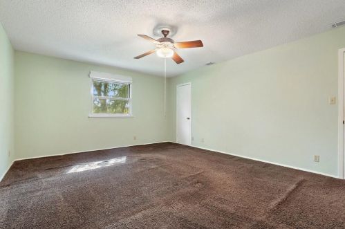 7204 Bucknell Dr, Austin TX  78723-1630 exterior