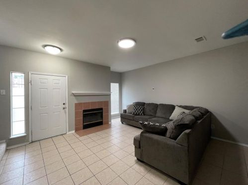 3940 Pickett Pl, Garland TX  75044-6458 exterior