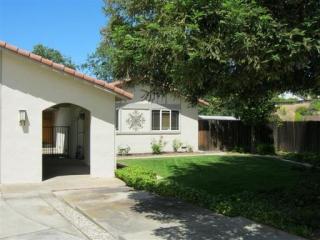 31 Mt Shasta Pl, Clayton, CA 94517-1515