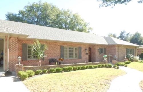 806 Rosewood St, Ardmore, OK 73401-3452