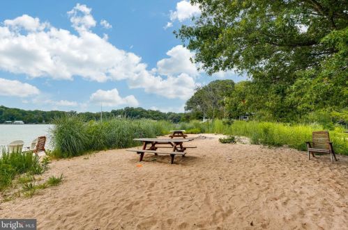 1 Rdg Rd, Severna Park MD 21146-4538 exterior