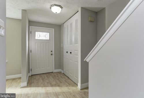 28 Avonshire Ct, Silver Spring MD 20904-6712 exterior