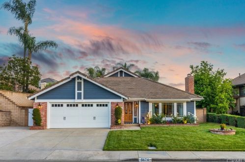 5674 Los Robles, La Verne, CA 91750-1660