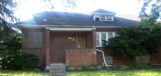8459 Oglesby Ave, Chicago, IL 60617-1940
