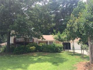 1505 Pounds Rd, Lilburn, GA 30047-6707