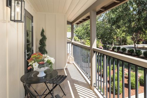 61 Coronado Ave, Los Altos CA  94022-2220 exterior