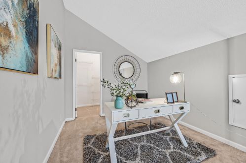 2802 Buena Point Ct, San Jose, CA 95121-2924