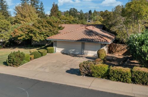 257 Randall Dr, Folsom, CA 95630-4906