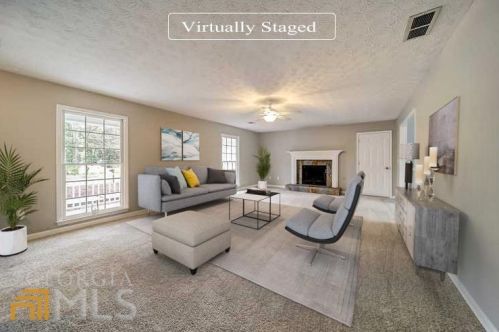 45 Lacey Oak Ln, Loganville, GA 30052-4911