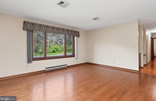 104 Stonehouse Rd, Carlisle PA  17015-7413 exterior