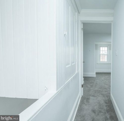 355 Ross St, Lancaster PA  17602-1941 exterior