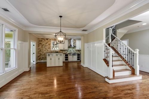 2632 Brookline Cir, Atlanta GA  30319-3691 exterior