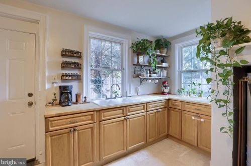 19 Howard Ave, Lancaster PA  17602-3603 exterior