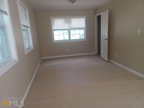 5786 Deerfield Trl, Atlanta GA  30349-3716 exterior