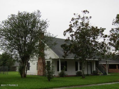 932 Eddins Ave, Opelousas LA  70570-7005 exterior