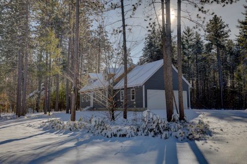 63 Christopher St, Fryeburg, ME 04037-4362
