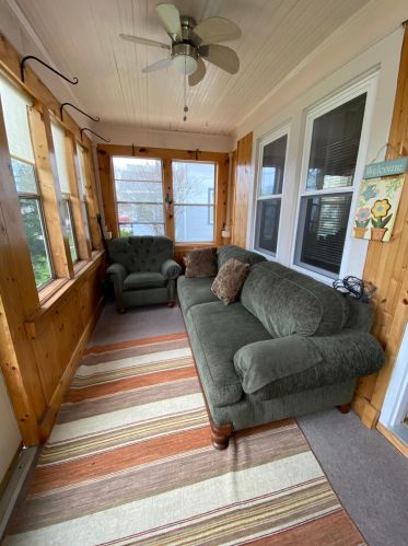 525 Buchanan St, Red Wing, MN 55066-2031