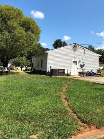 1711 Moormans Rd, Lynchburg, VA 24501-3137