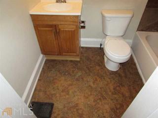 1583 Pineview Ter, Atlanta GA  30311-2745 exterior