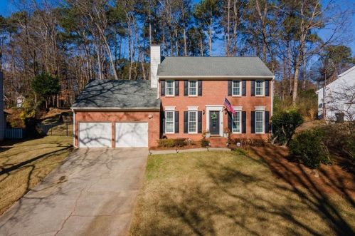 465 Springs End Ln, Marietta, GA 30068-3076