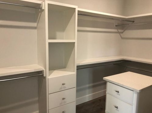 4211 Canada Dr, Dallas TX 75212-1104 exterior