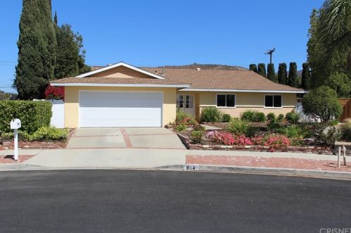 814 Moffatt Cir, Simi Valley, CA 93065-5633