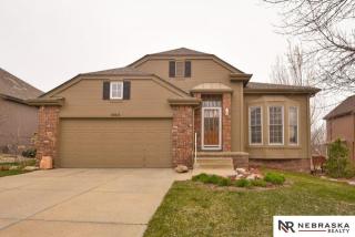 18616 Jones Cir, Omaha, NE 68022-5606