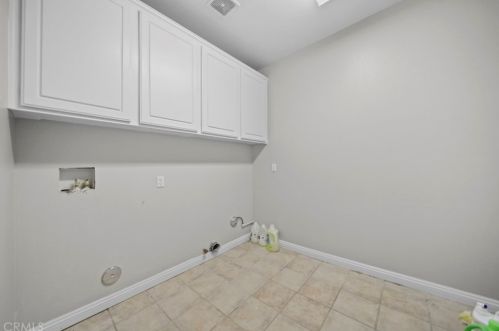 19212 Dandelion Ct, Riverside CA  92508-7104 exterior